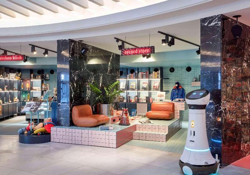 Fotos del hotel 25hours  The Circle:  12