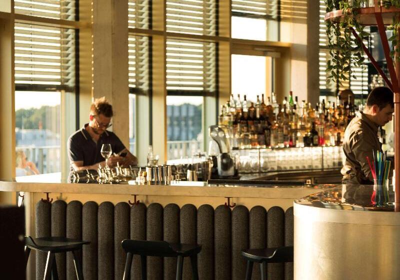 Fotos del hotel 25hours  The Circle:  9