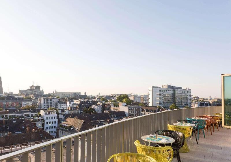 Fotos del hotel 25hours  The Circle:  11