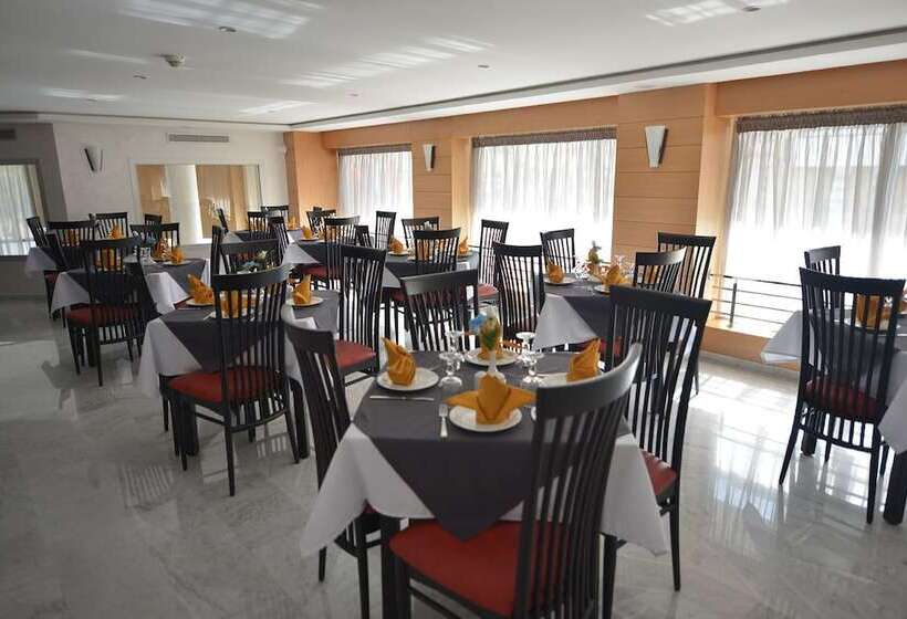 Fotos del hotel Annakhil:  12