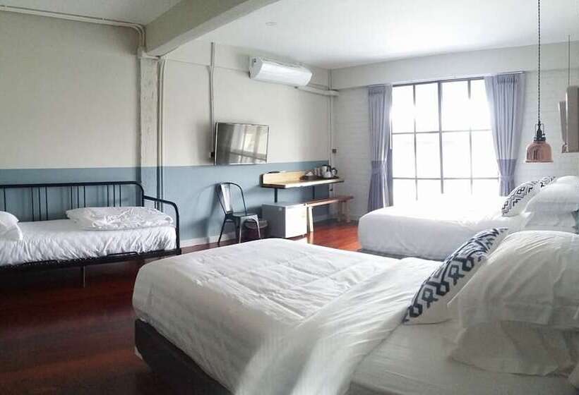 Fotos del hotel Karnvela Phuket:  2