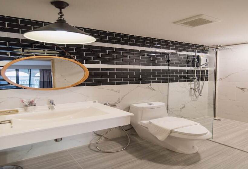 Fotos del hotel Karnvela Phuket:  4