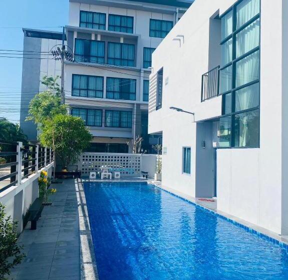 Fotos del hotel Luxsna Residence:  2