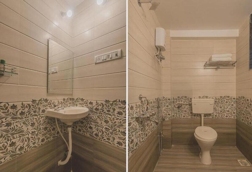 Fotos del hotel Oyo 10005 Borivali:  11