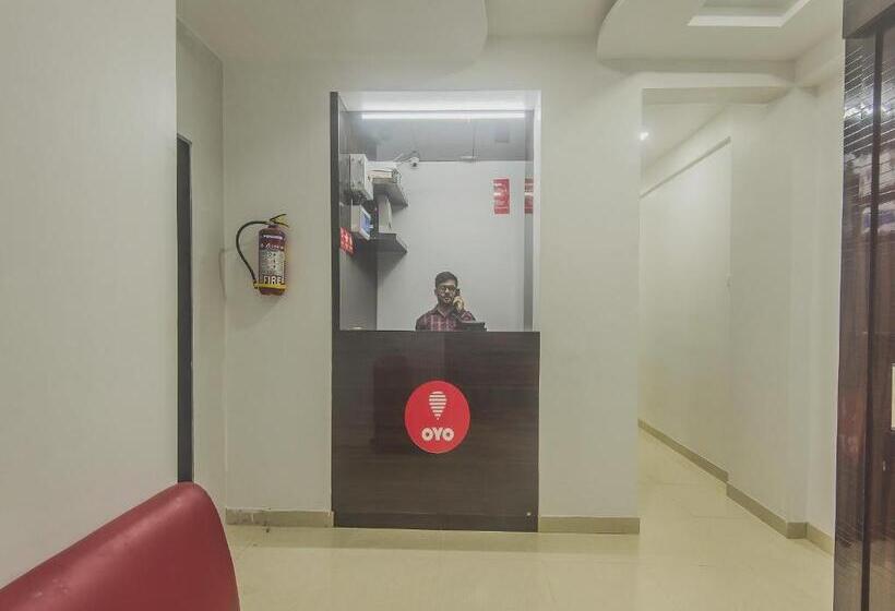 Fotos del hotel Oyo 10005 Borivali:  14
