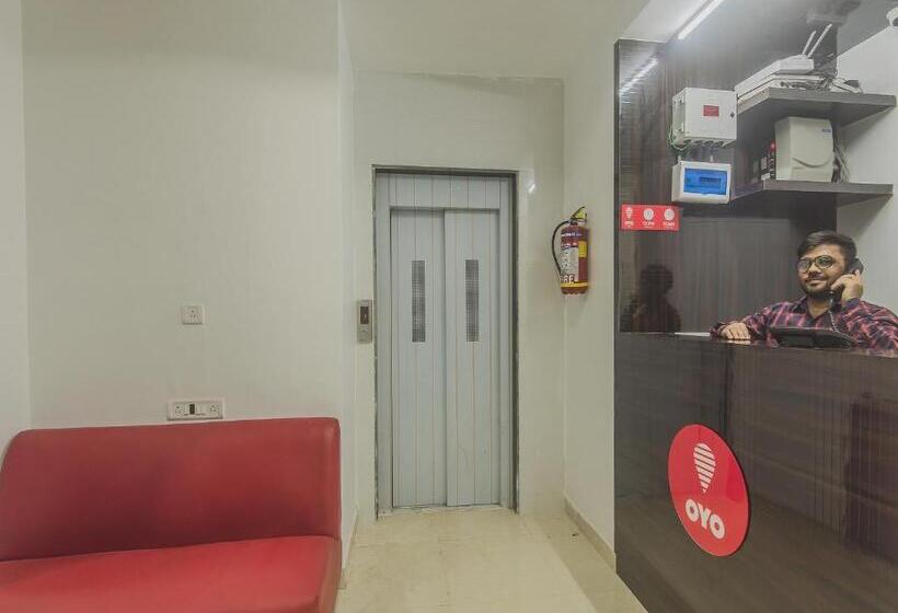 Fotos del hotel Oyo 10005 Borivali:  9