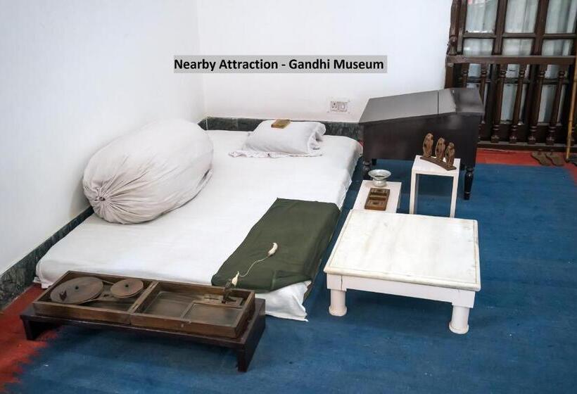 Fotos del hotel Oyo 10005 Borivali:  25