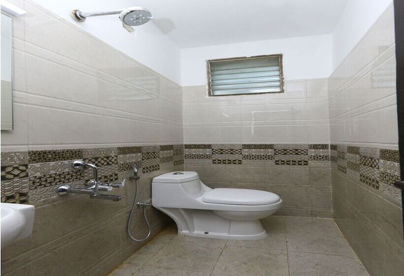 Fotos del hotel OYO 9372 Rich Inn:  5