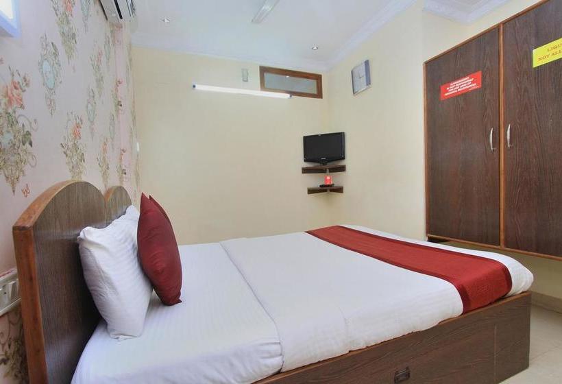 Fotos del hotel Oyo 7728 Hotel Nayaab Comforts:  2