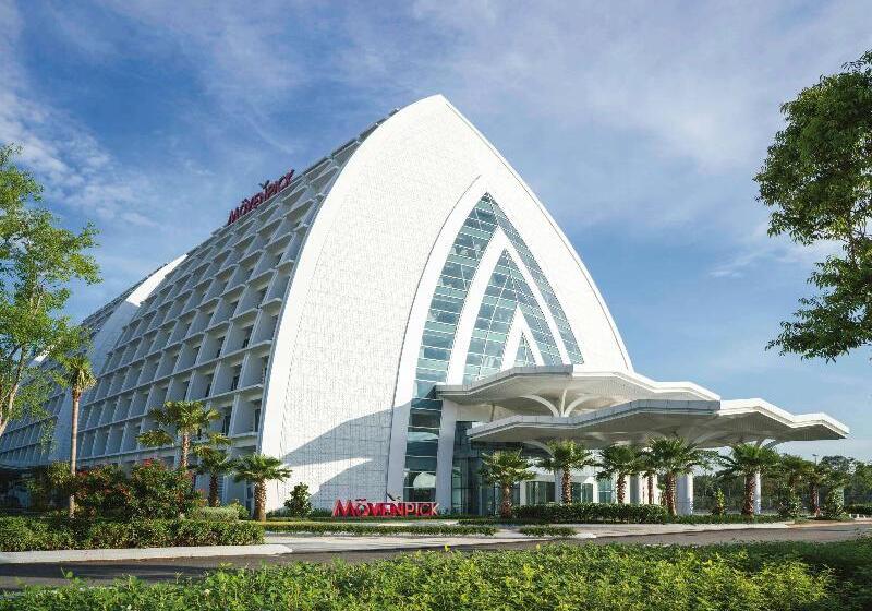 Movenpick Hotel & Convention Centre Klia