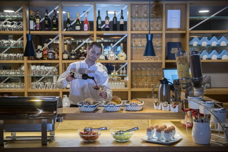 Fotos del hotel Sana:  16