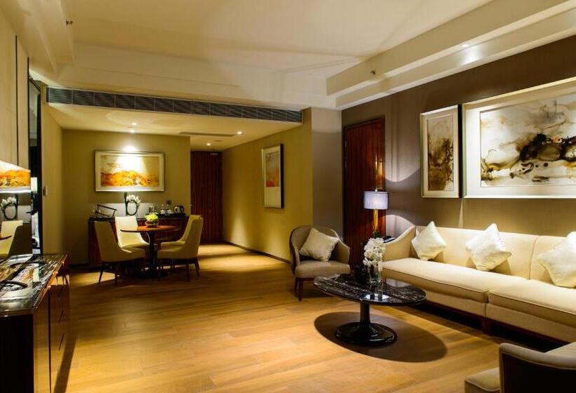 Fotos del hotel Country Garden Forest City Phoenix:  16