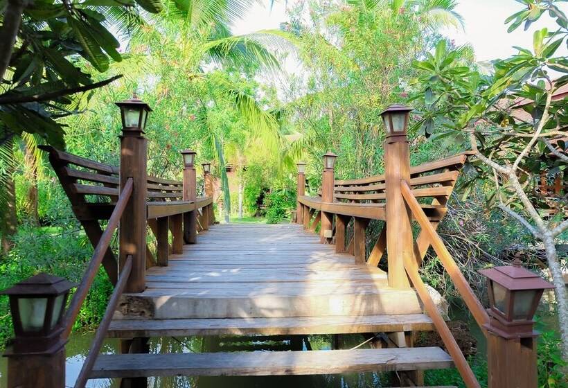 Fotos del hotel Naya Resort:  2