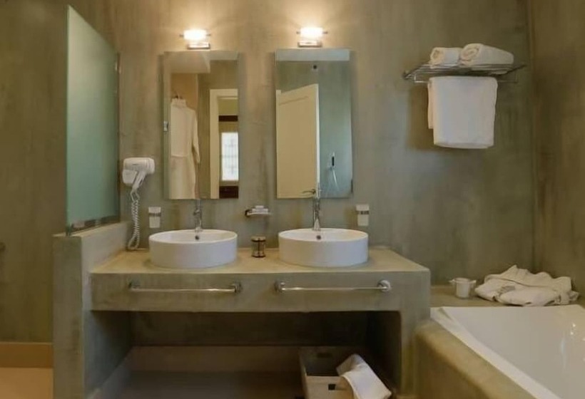 Fotos del hotel Pictures Suites:  14