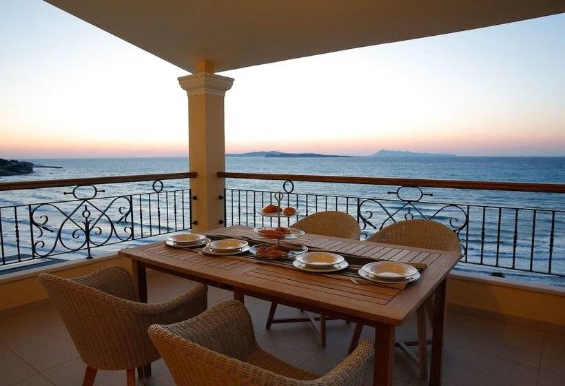 Fotos del hotel Pictures Suites:  3