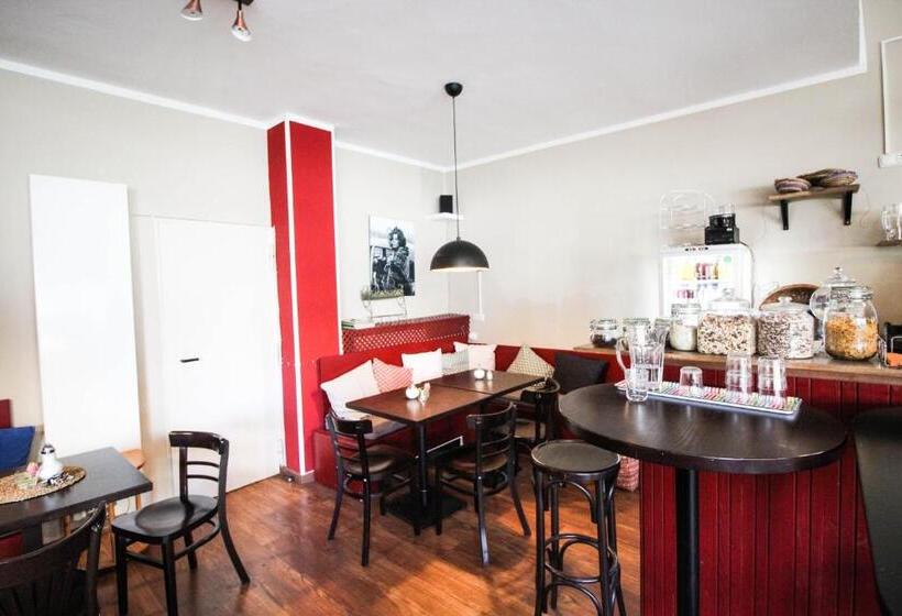 Fotos del hotel Das Kleine  In München:  3