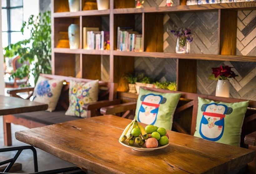 Fotos del hotel Ctn Liriver Boutique:  3