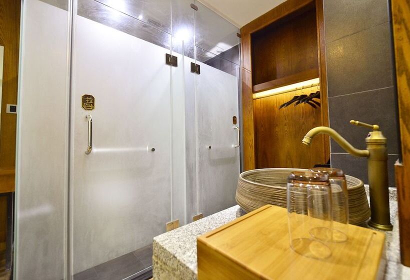 Fotos del hotel Ctn Liriver Boutique:  7