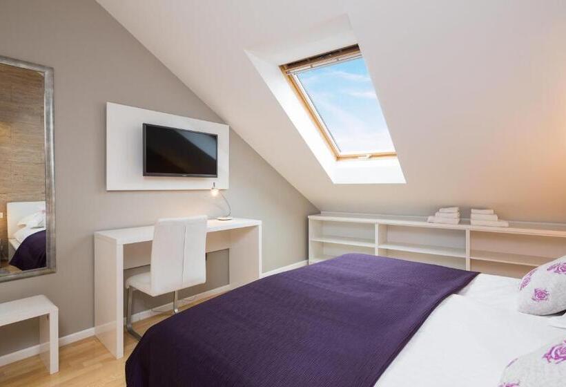 Fotos del hotel Laura Lux Suites:  23