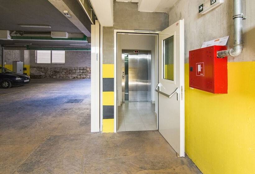 Fotos del hotel Laura Lux Suites:  3