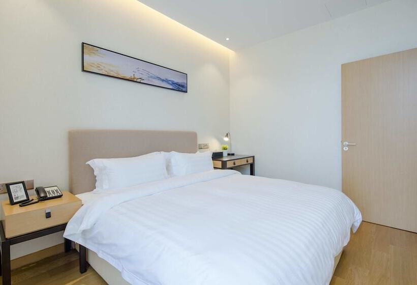 Fotos del hotel Pushi Serviced Apartment:  6