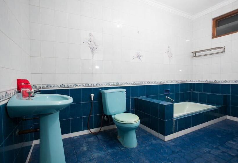 Fotos del hotel Reddoorz Near Brawijaya University:  14