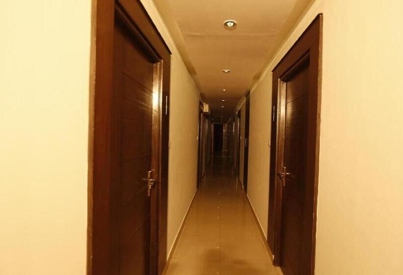 Fotos del hotel Orion Residency:  24