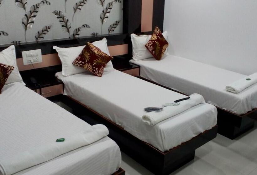 Fotos del hotel Sion Residency:  15