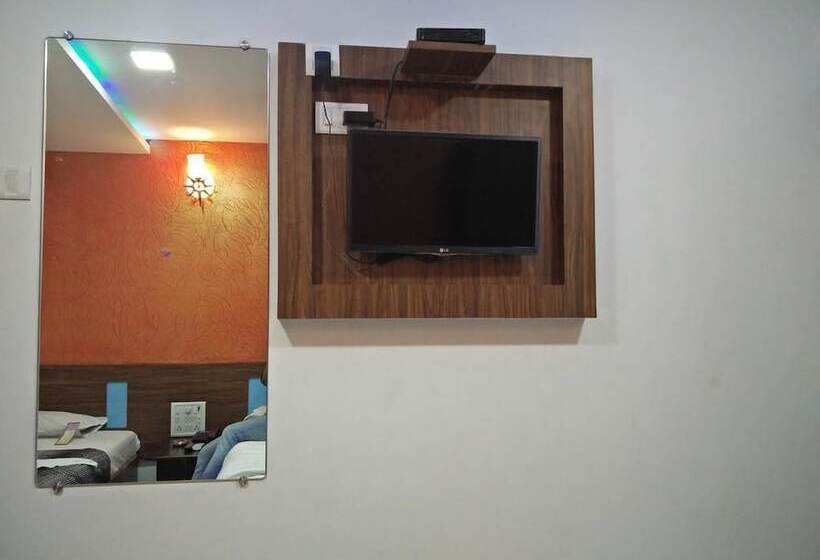 Fotos del hotel Sion Residency:  24