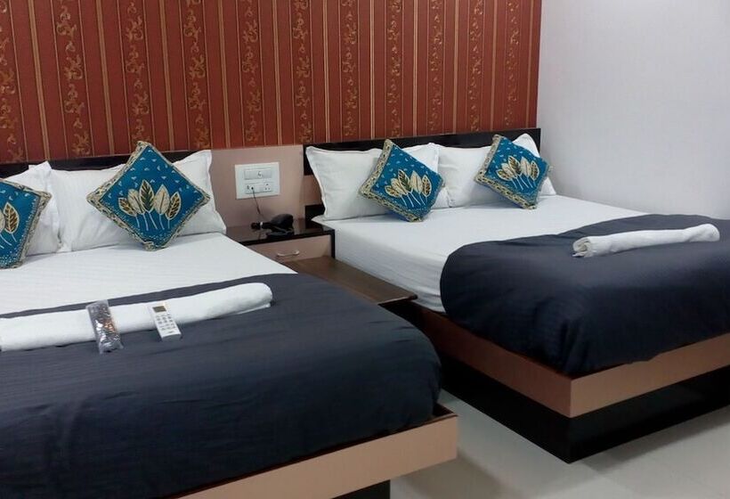 Fotos del hotel Sion Residency:  18