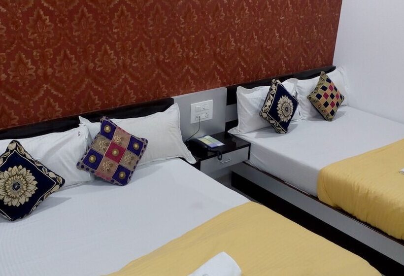 Fotos del hotel Sion Residency:  6