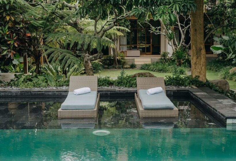 Nyoman Karsa Bungalow