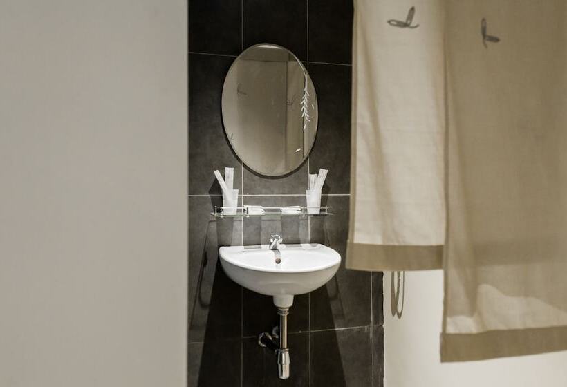 Fotos del hotel Bunk & Bilik Hotel Sri Petaling:  8