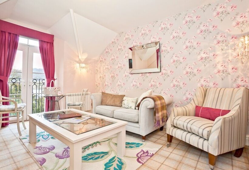 Fotos del hotel Bowness Bay Suites:  16