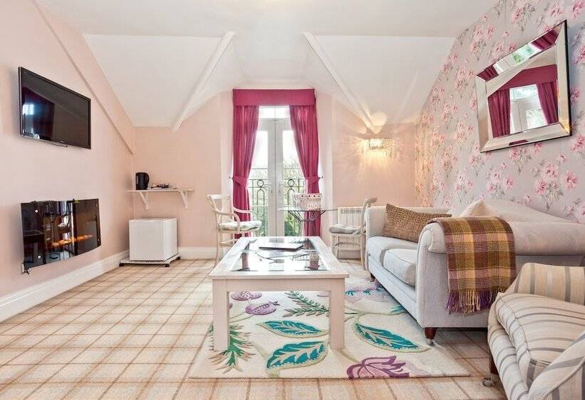 Fotos del hotel Bowness Bay Suites:  19