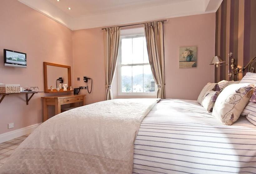 Fotos del hotel Bowness Bay Suites:  24