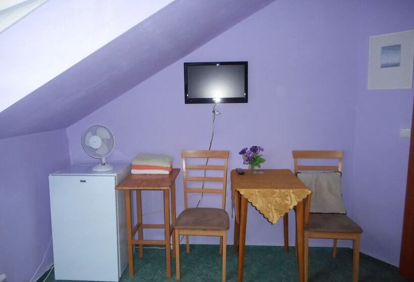 Fotos del hotel Penzion U Lesa:  13