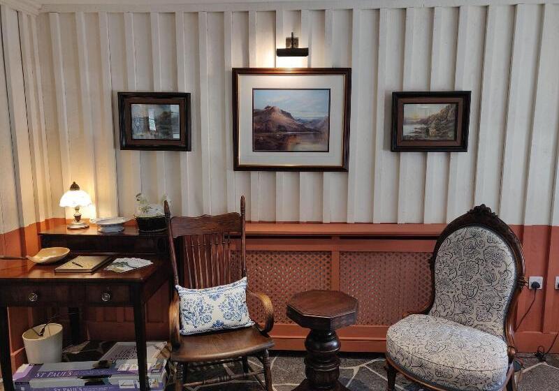 Fotos del hotel Cluanie Inn:  2