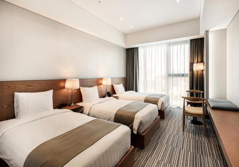 Fotos del hotel Golden Tulip Incheon Airport Hotel & Suites:  2