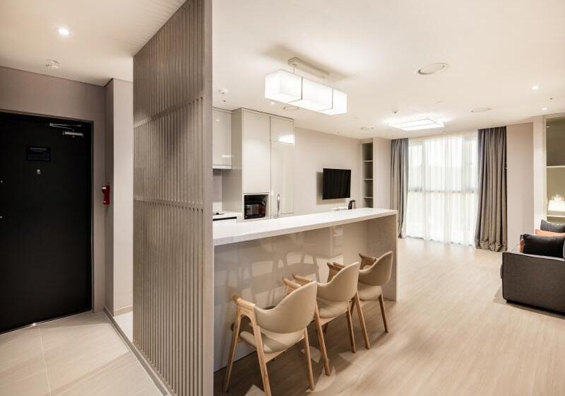 Fotos del hotel Golden Tulip Incheon Airport Hotel & Suites:  11