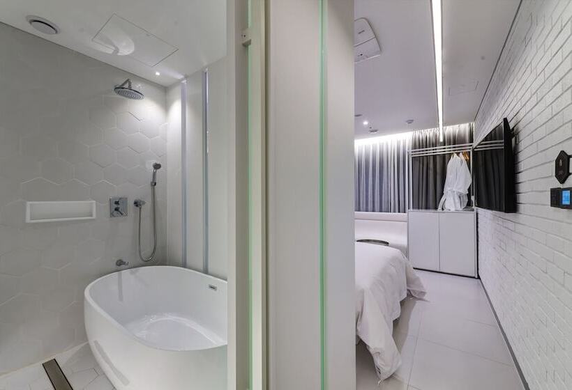 Fotos del hotel The Designers Ddp:  6