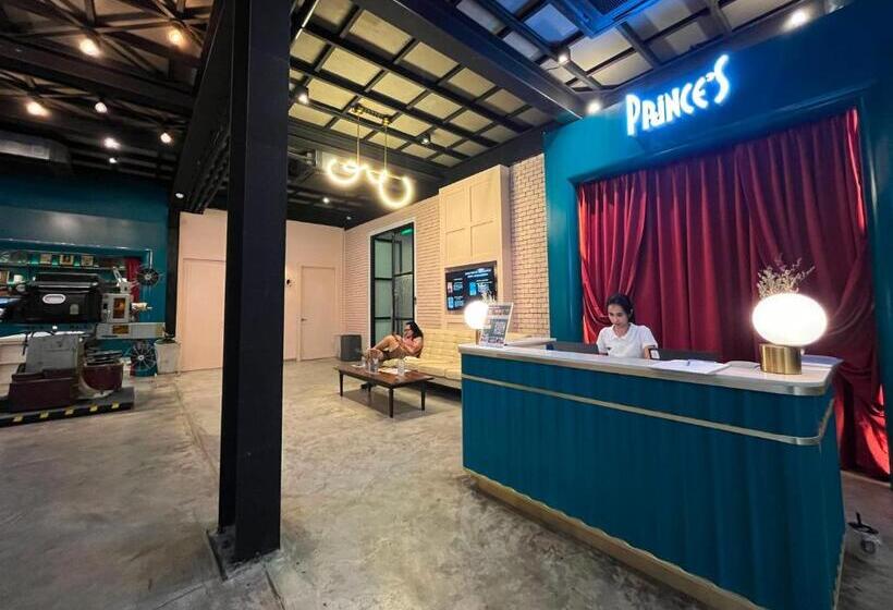 Fotos del hotel Prince Theatre Heritage Stay:  5