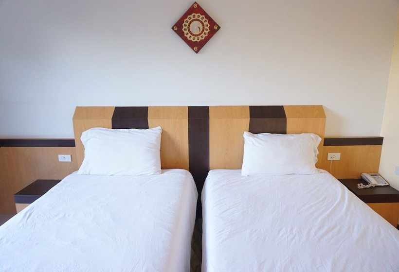 Fotos del hotel Chanprasert House:  11