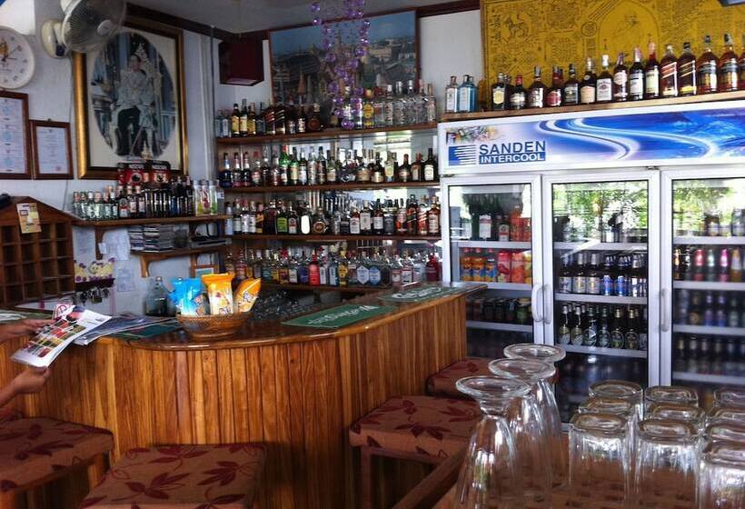 Fotos del hotel Lert Prasert House:  17