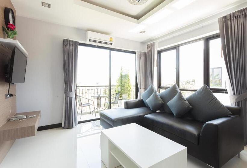 The Lucky Beach Ao Nang