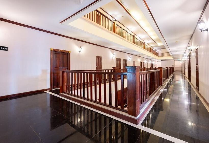 Fotos del hotel St Holiday:  9