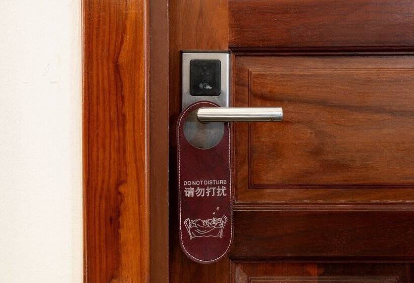 Fotos del hotel St Holiday:  13