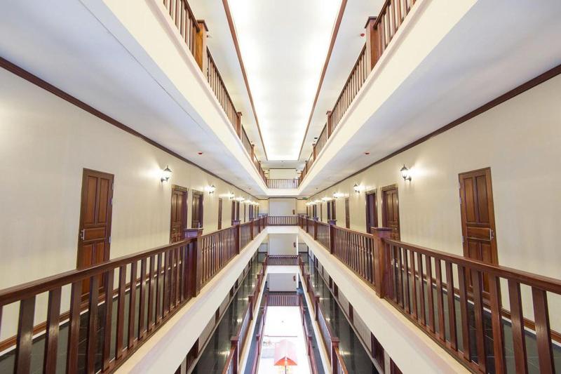 Fotos del hotel St Holiday:  18