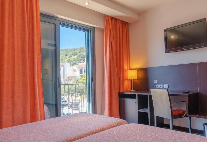 Fotos del hotel Hotel Loar Ferreries:  7