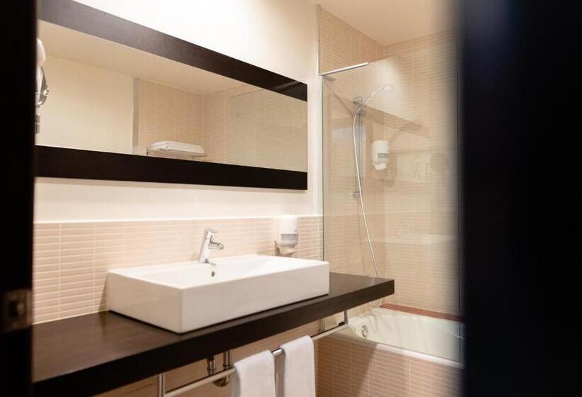 Fotos del hotel Hotel Loar Ferreries:  3